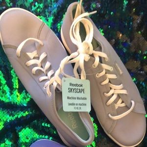 Grey brand new Reebok shoes